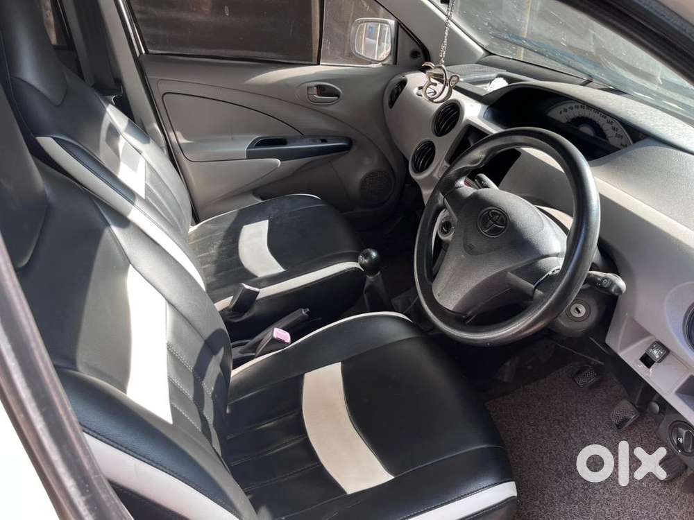 Toyota Etios 2011 Cng & Hybrids 78000 Km Driven