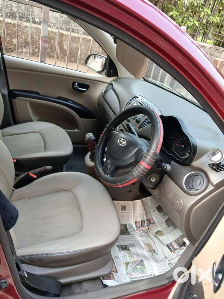 Hyundai I10 Sportz, 2015, Petrol