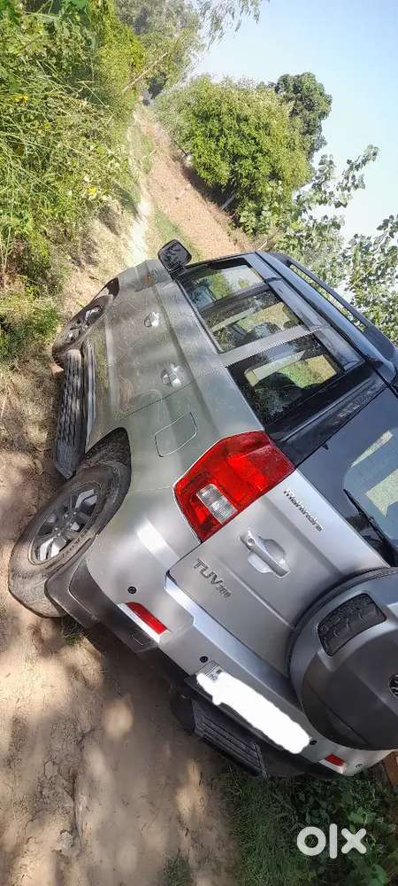 Mahindra Tuv 300 2018 Diesel 47000 Km Driven
