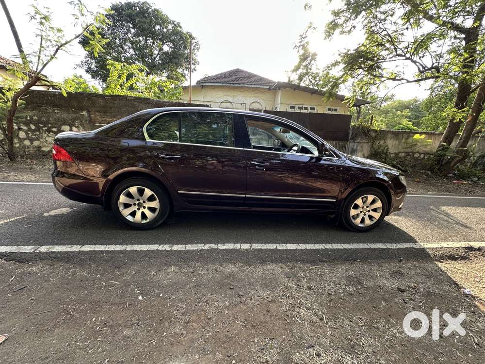 Skoda Superb Elegance 2.0 Tdi Cr At, 2010, Diesel