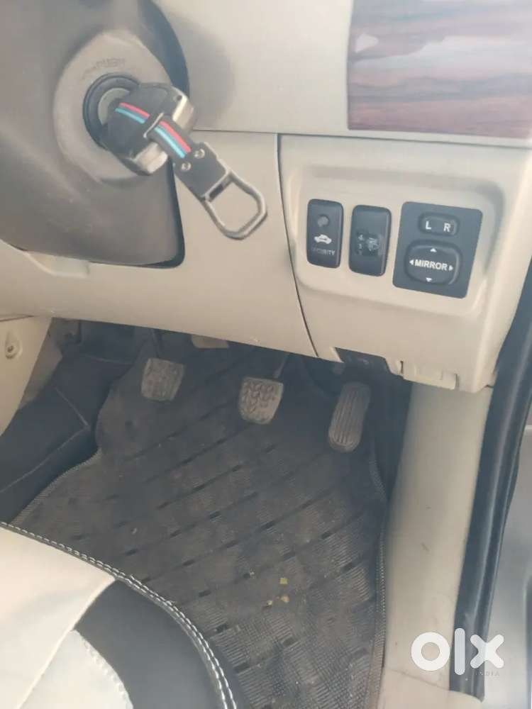 Toyota Innova 2012 Diesel Well Maintained