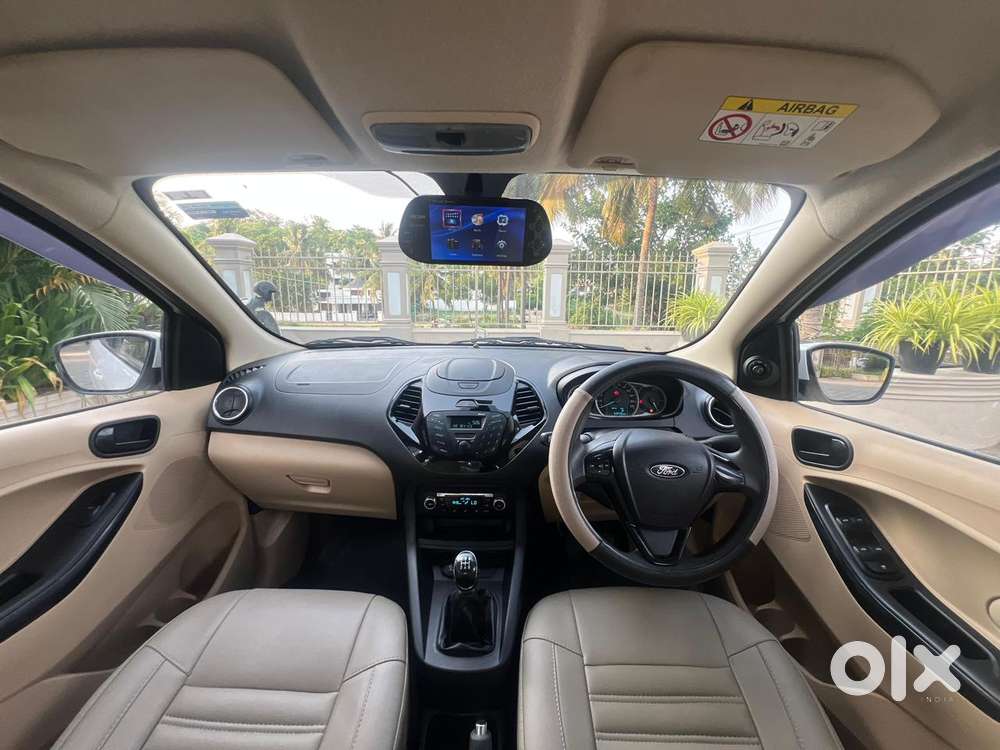 Hyundai I10 Sportz, 2015, Petrol