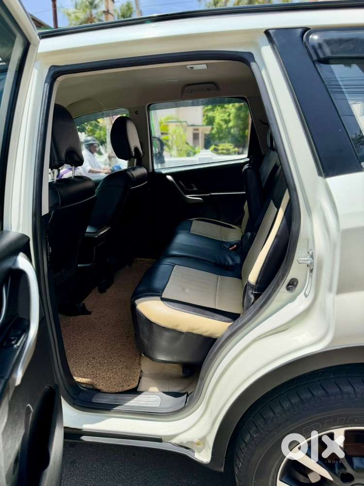 Mahindra Xuv500 W7, 2021, Diesel