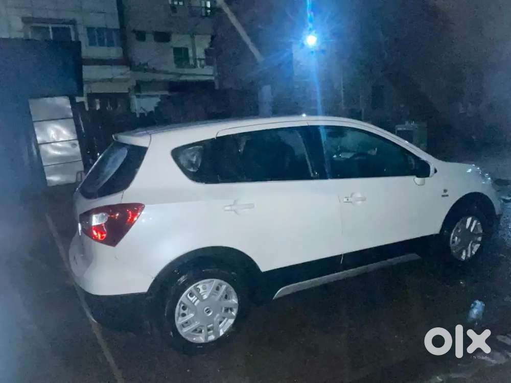 Maruti Suzuki S-cross 2016 Diesel 130000 Km Driven