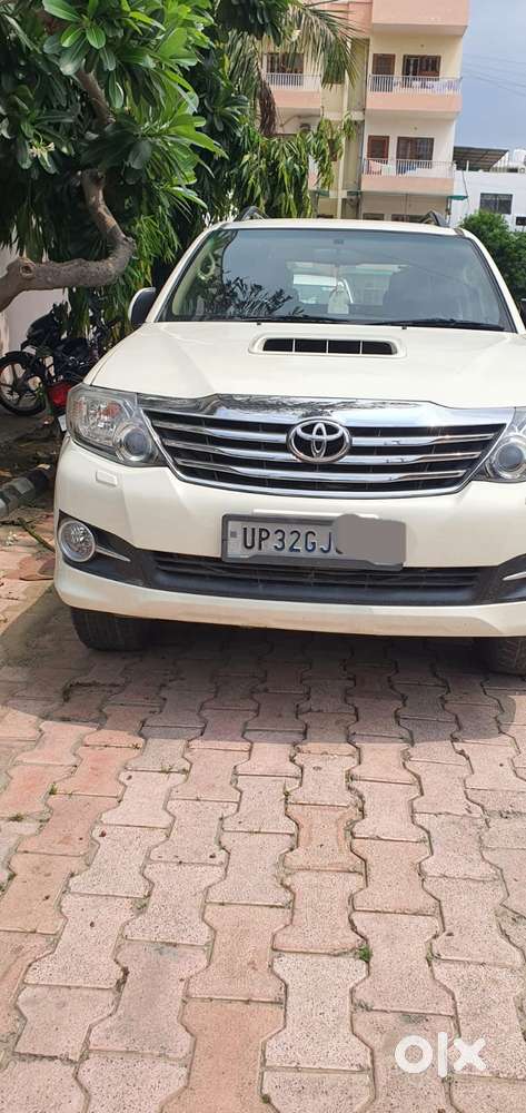 Toyota Fortuner 3.0 4x2 Mt, 2015, Diesel