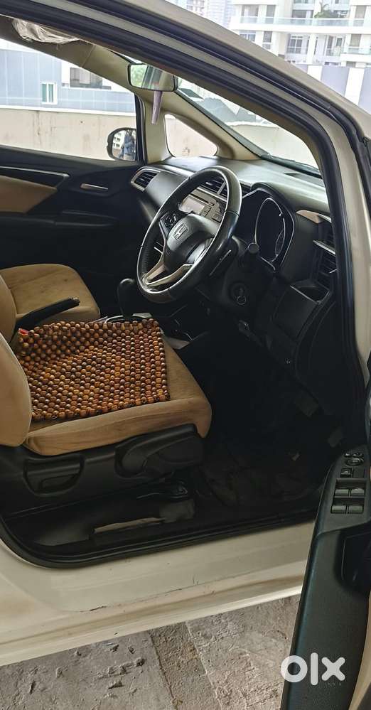 Honda Jazz V Automatic, 2017, Petrol