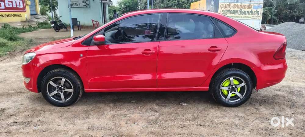 Skoda Rapid Ambition 2012