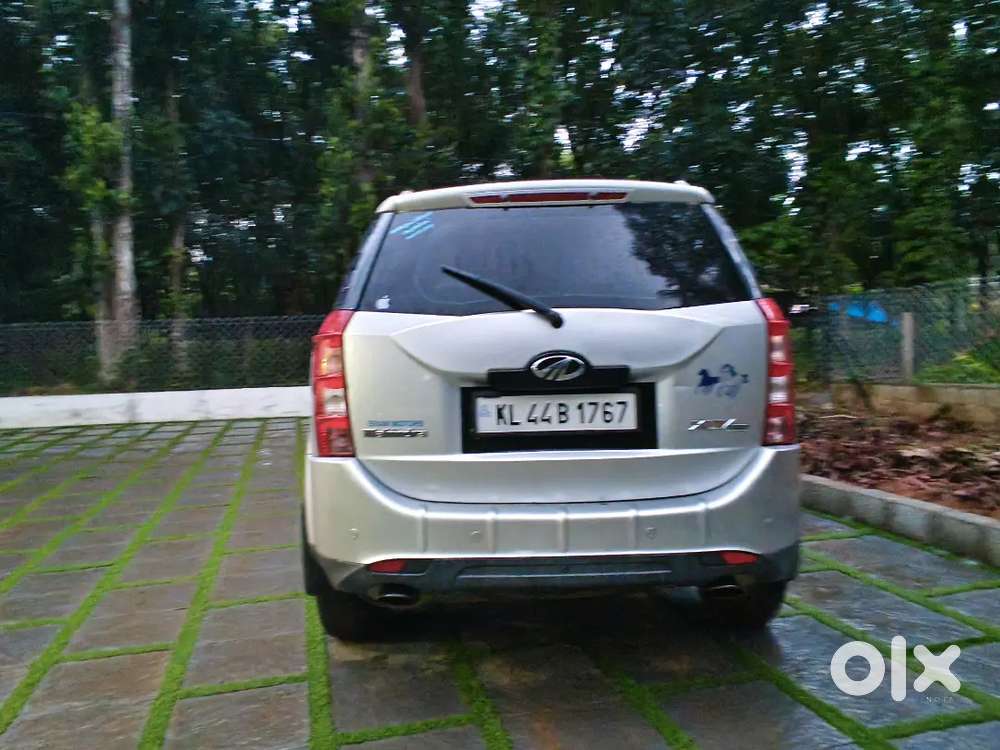 Mahindra Xuv500 2012 Diesel 200300 Km Driven
