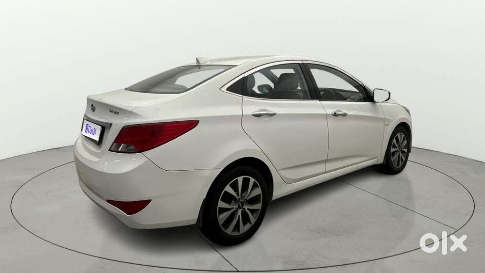 Hyundai Verna 1.6 Vtvt Sx, 2016, Petrol