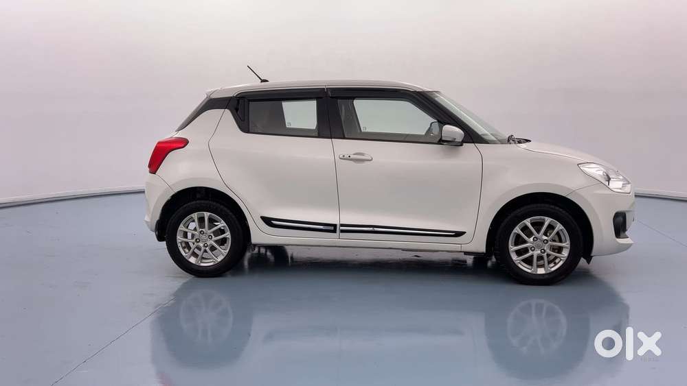 Maruti Suzuki Swift 1.3 Zxi, 2021, Petrol