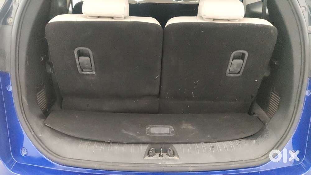 Mahindra Xuv700 2.0 Ax 7 Petrol At Luxury Pack Str, 2022, Petrol