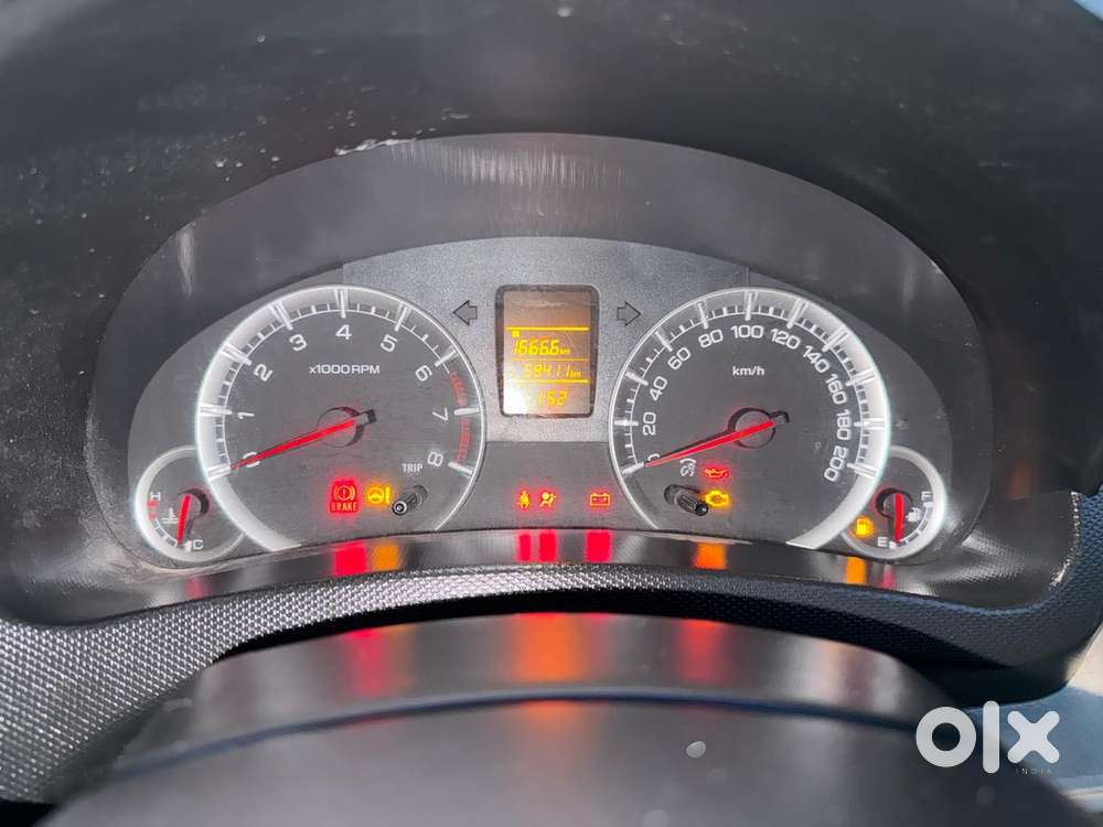 Maruti Suzuki Swift Dzire Vxi Optional, 2016, Petrol