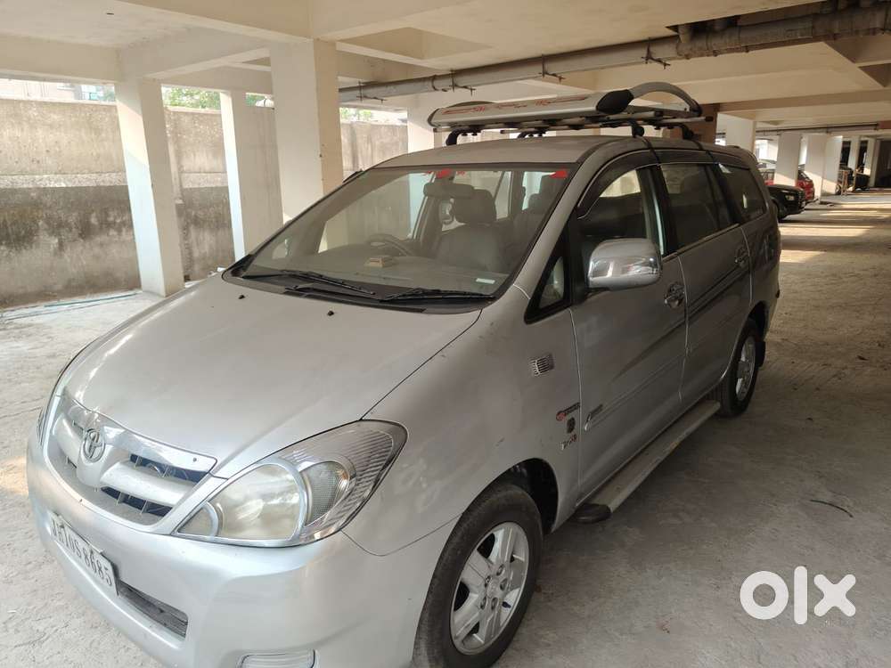 Toyota Innova 2.5 V 7 Str, 2009, Diesel
