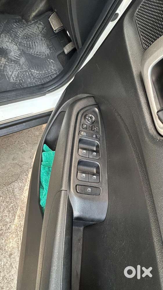 Hyundai Venue Sx, 2019, Petrol