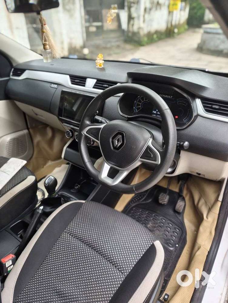 Renault Triber Rxz, 2020, Petrol