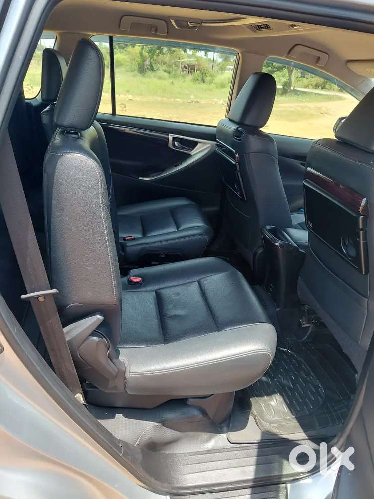 Toyota Innova Crysta 2.4 2020