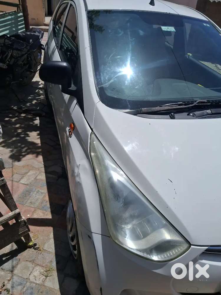 Hyundai Eon 2014 Petrol 111000 Km Driven