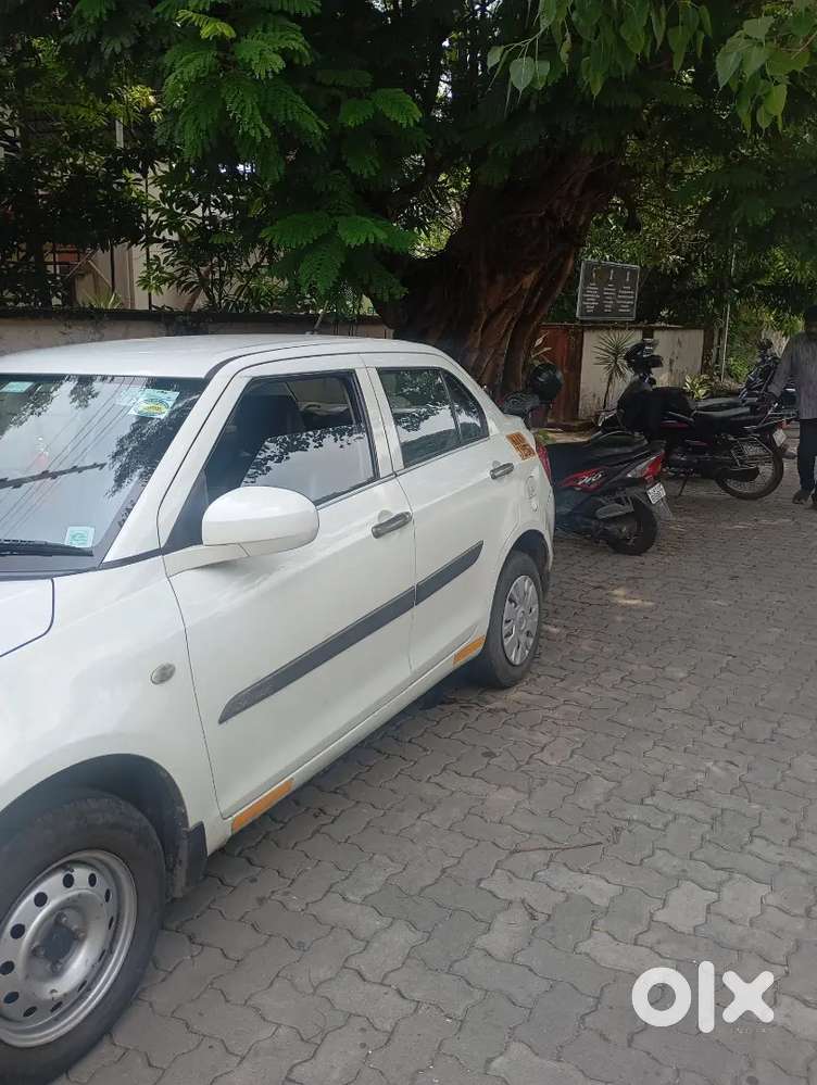 Maruti Suzuki Dzire 2016 Diesel 232500 Km Driven