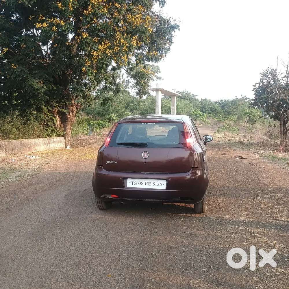 Fiat Grande Punto 2014 Diesel 80000 Km Driven