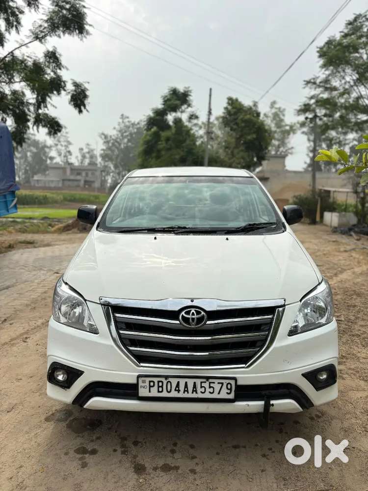 Toyota Innova Diesel 2015