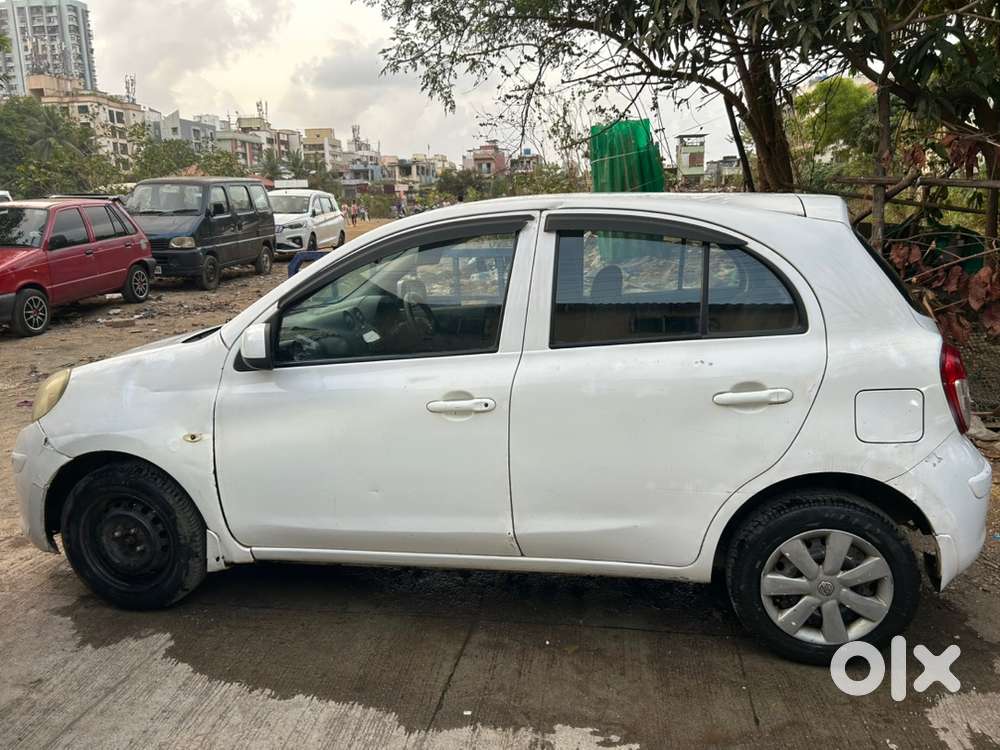 Nissan Petrol Car 2012 In Great Condition