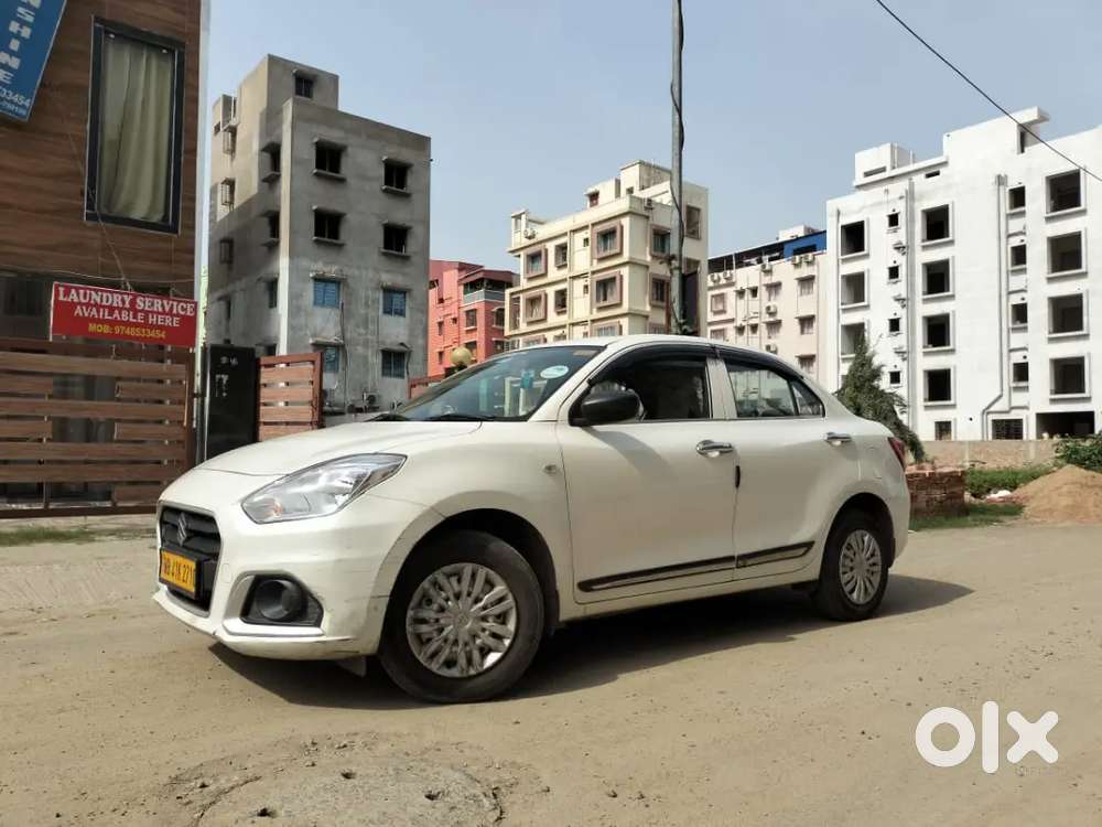 Maruti Suzuki Dzire 2023 Petrol 65000 Km Driven,