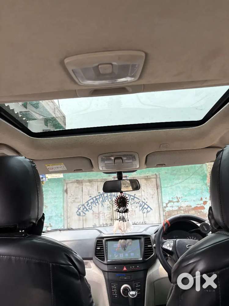 Mahindra Xuv300 2022 Diesel Well Maintained