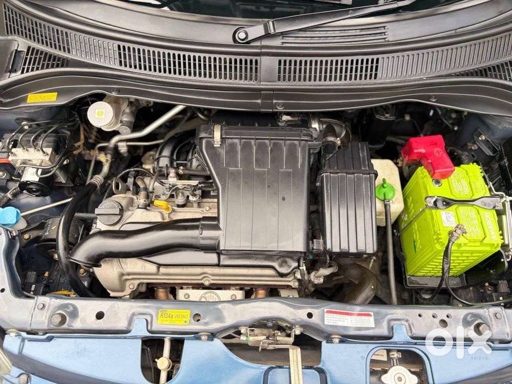 Maruti Suzuki Swift Dzire 1.2 Zxi Bsiv, 2010, Petrol