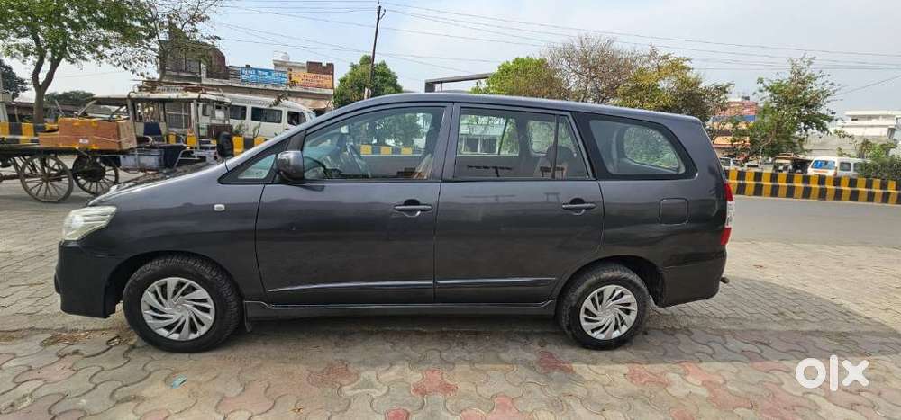 Toyota Innova, 2015, Diesel