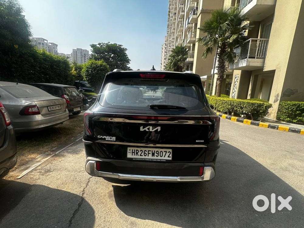 Kia Carens Clavis, 2025, Petrol