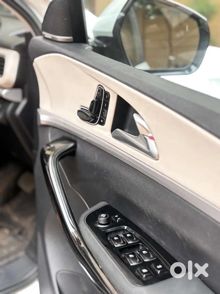 Mahindra Xuv700 Diesel 2022