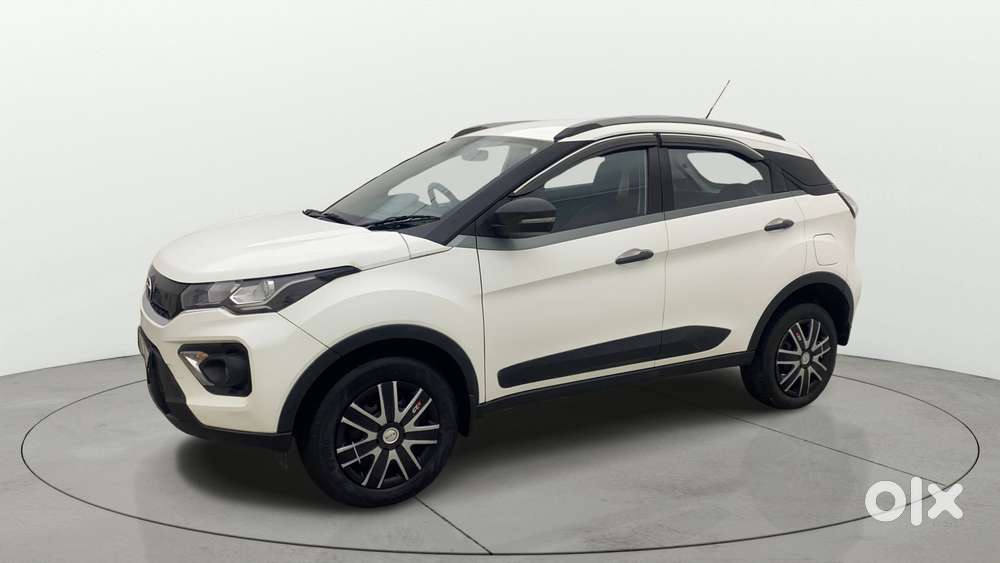 Tata Nexon 1.2 Revotron Xm (s), 2022, Diesel
