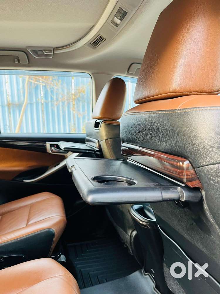 Toyota Innova Crysta 2.8z Automatic, 2018, Diesel