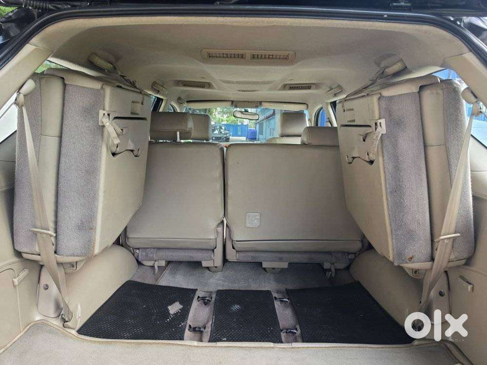 Toyota Fortuner 3.0 4x4 Manual, 2011, Diesel