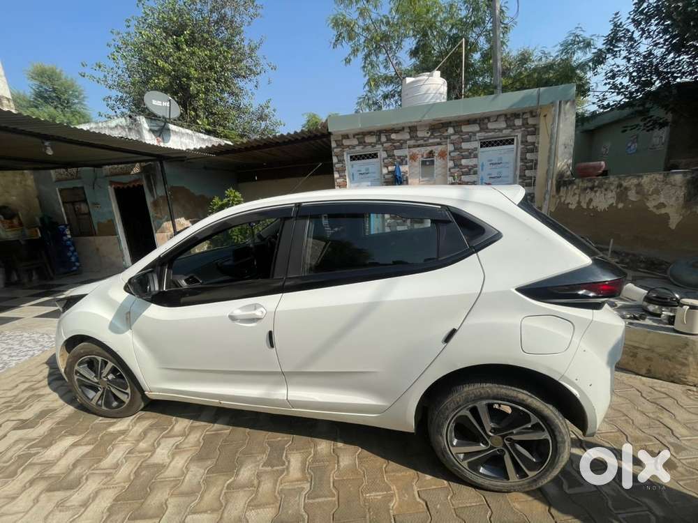 Tata Altroz Petrol 2020