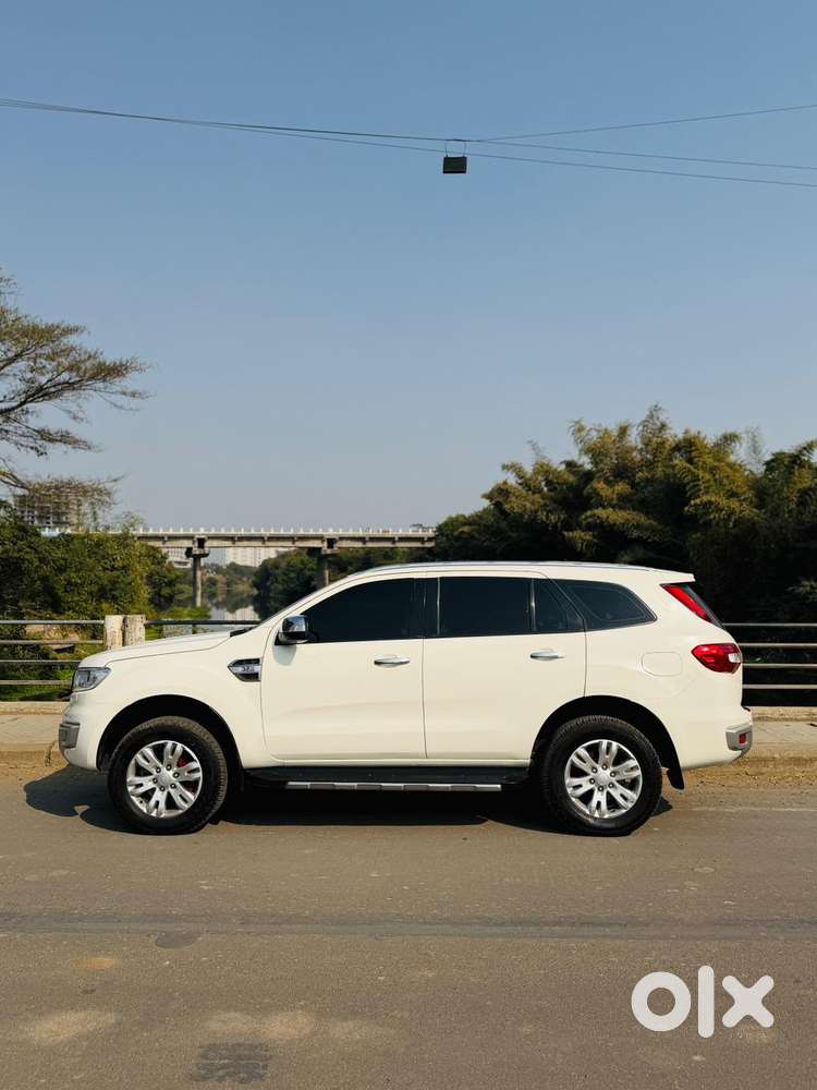 Ford Endeavour 3.2 Titanium At 4x4, 2016, Diesel