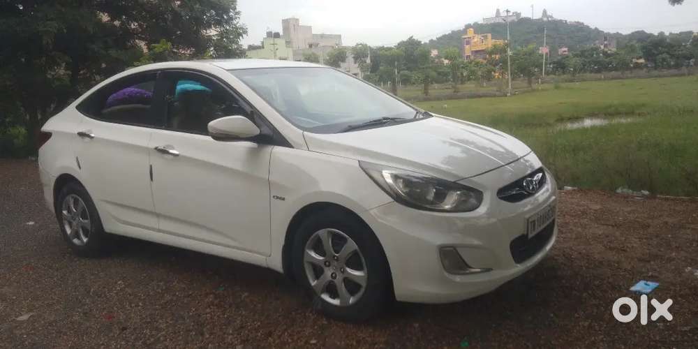 Hyundai Verna 2012 Diesel 128000 Km Driven