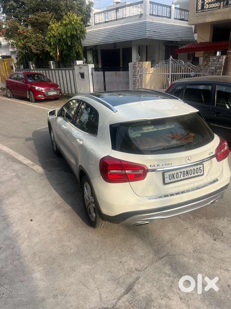 Mercedes Benz Gla200 Well Maintained 2015