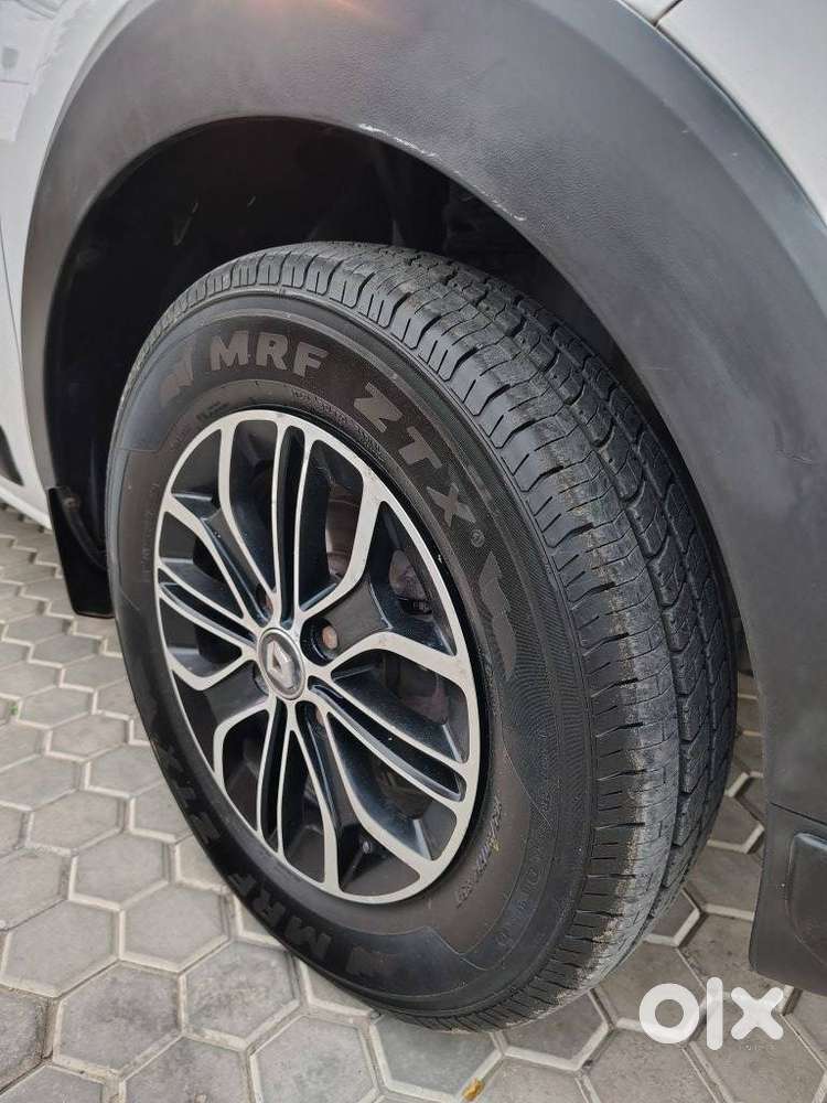 Renault Triber Rxz, 2019, Petrol