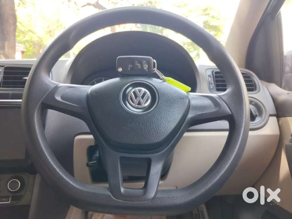 Volkswagen Vento 1.2l Tsi Highline Plus At Petrol, 2015, Petrol