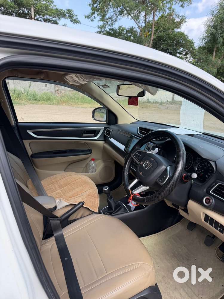 Honda Amaze 2022 Top Model Well Maintained
