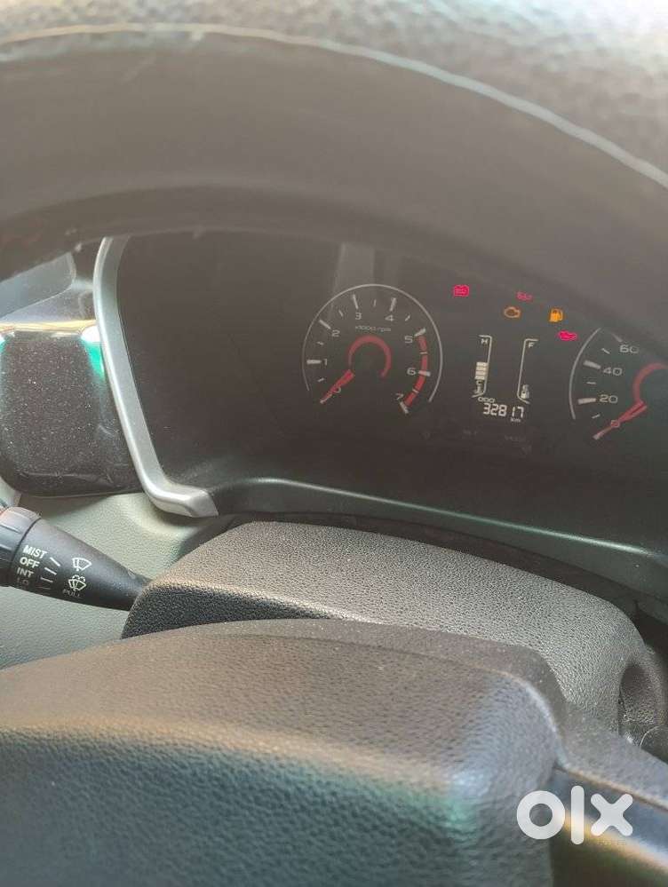 Mahindra Kuv 100 K8 5str, 2016, Petrol