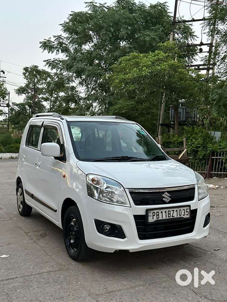 Maruti Suzuki Wagon R Amt Vxi, 2016, Petrol