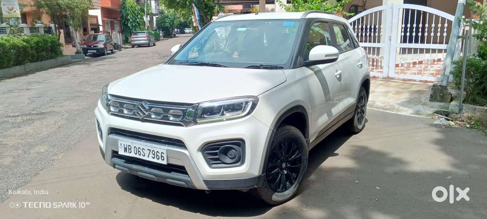 Maruti Suzuki Brezza 1.5 Zxi Smart Hybrid, 2020, Petrol