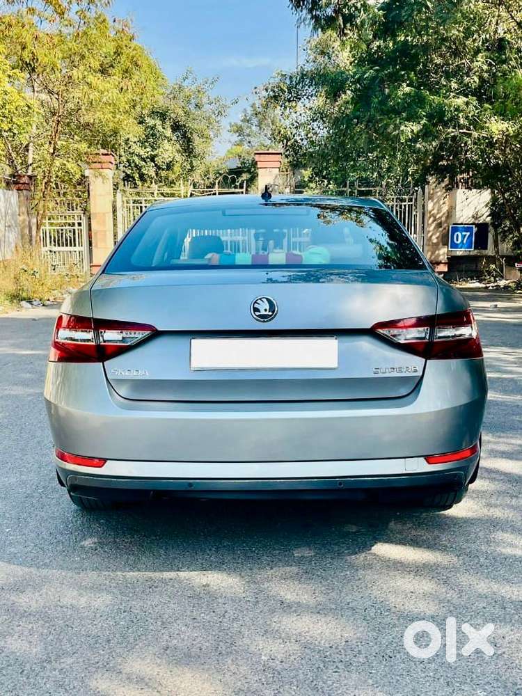 Skoda Superb Lk 1.8 Tsi At, 2019, Petrol