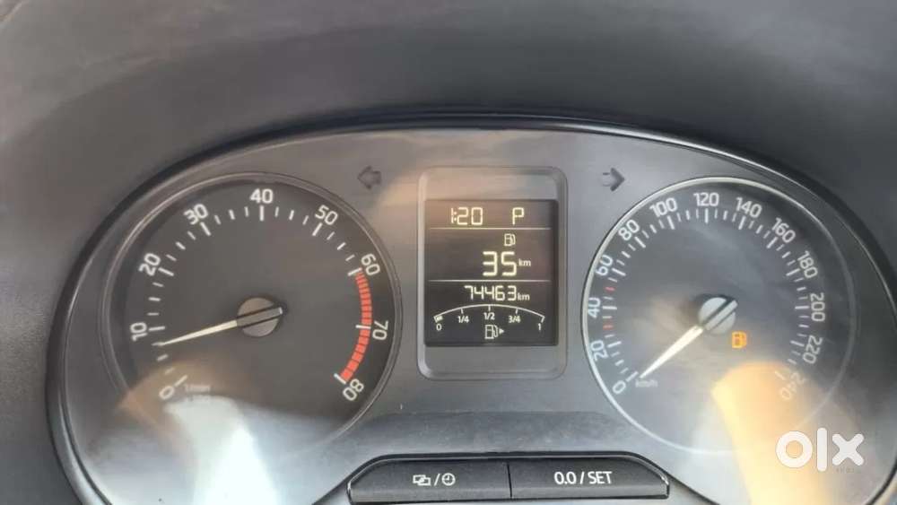 Skoda Rapid 1.6 Mpi At Elegance, 2017, Petrol