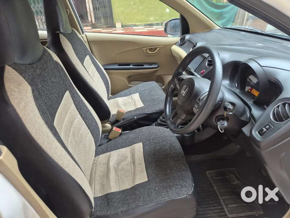 Honda Brio Petrol Mt 2016