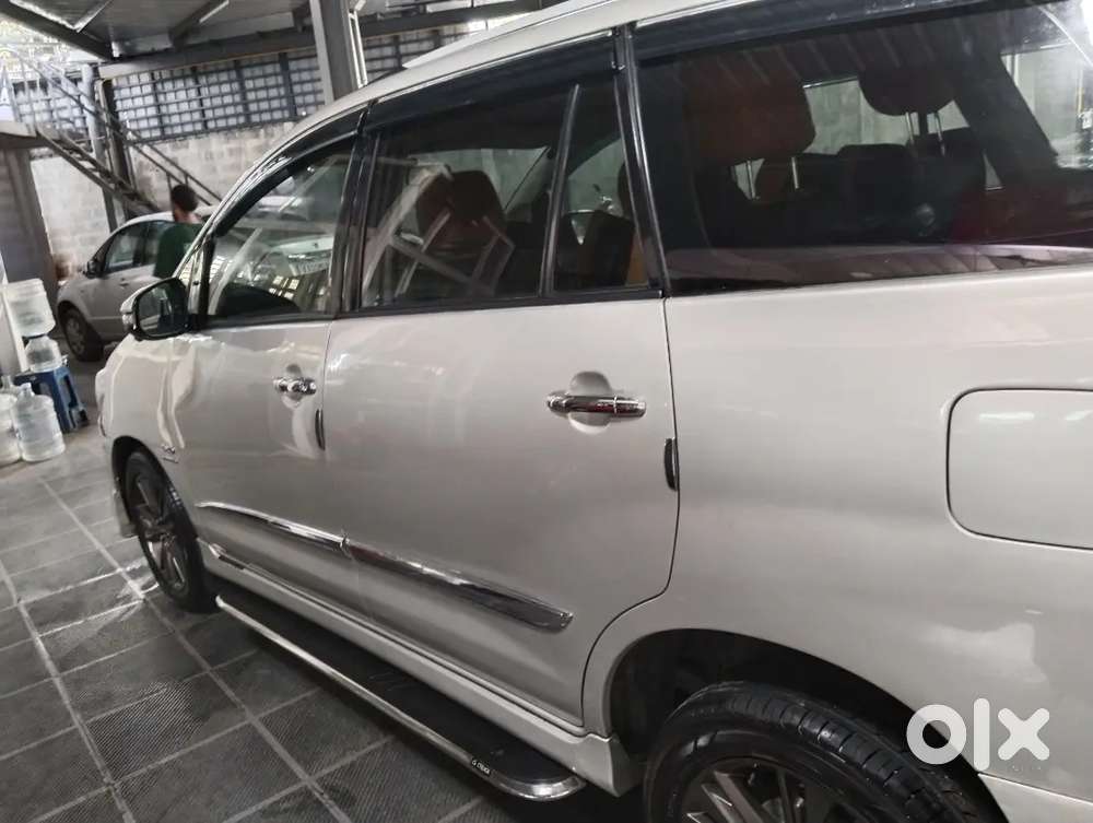 Toyota Innova 2009 Diesel Well Maintained
