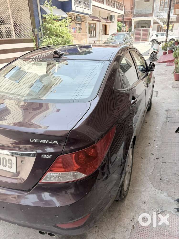 2011 Hyundai Verna Petrol Manual 138000 Km
