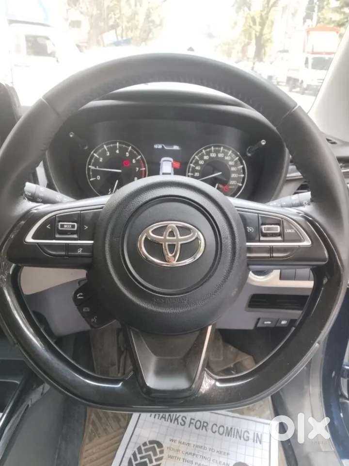 Toyota Glanza 1.2 V Amt, 2025, Petrol